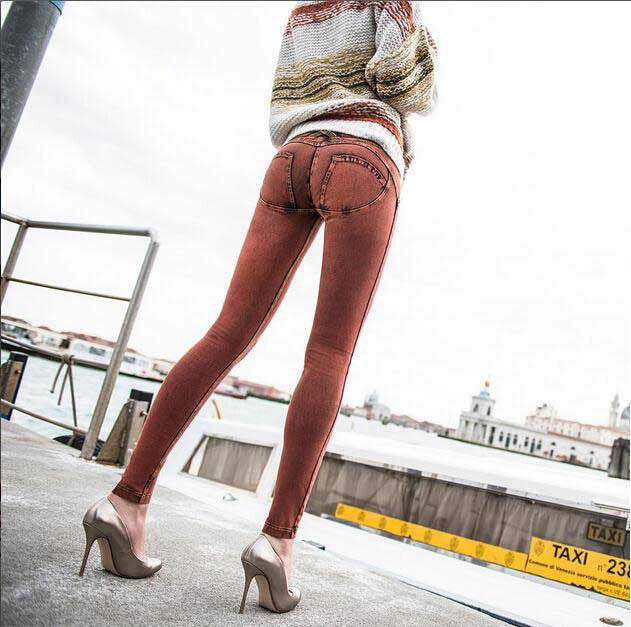 Women's Italy Style, Peach and Hip Jeans.