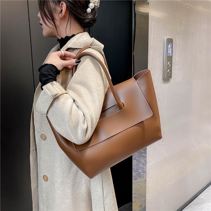 Women’s Shoulder Bags Large Capacity