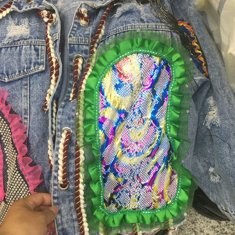 Loose denim jacket with floral sequin embroidery